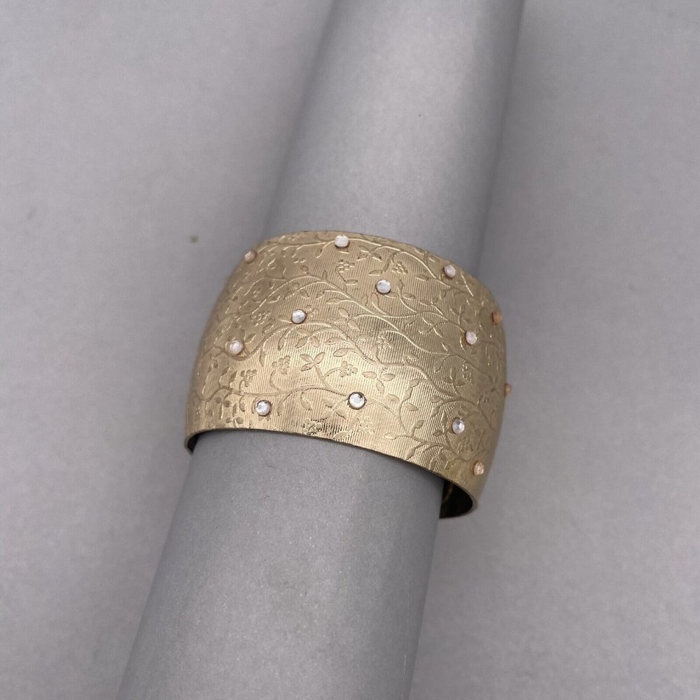 Textured Floral Rhinestone Wide Bangle Bracelet Gold Tone - Picture 8 of 8